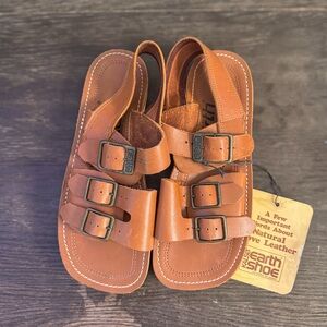 NWT Vintage Kalso Earth Shoe Leather Sandals Size 9 Retro Triple Buckle Comfort